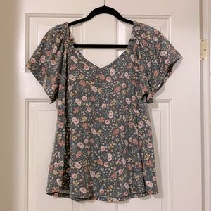 Floral top